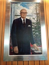 Tamminiemi. Ilja Glazunovin maalaama presidentti Urho Kekkosen muotokuva. Sokkomatka kesällä 2019.